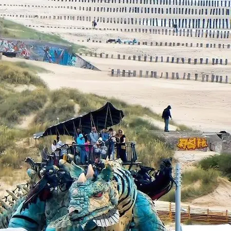 Le Chateau D'Eau - Quartier Calme - Proche Commerce - Ville - Plage - Eurotunnel - Ferry Calais Exterior photo