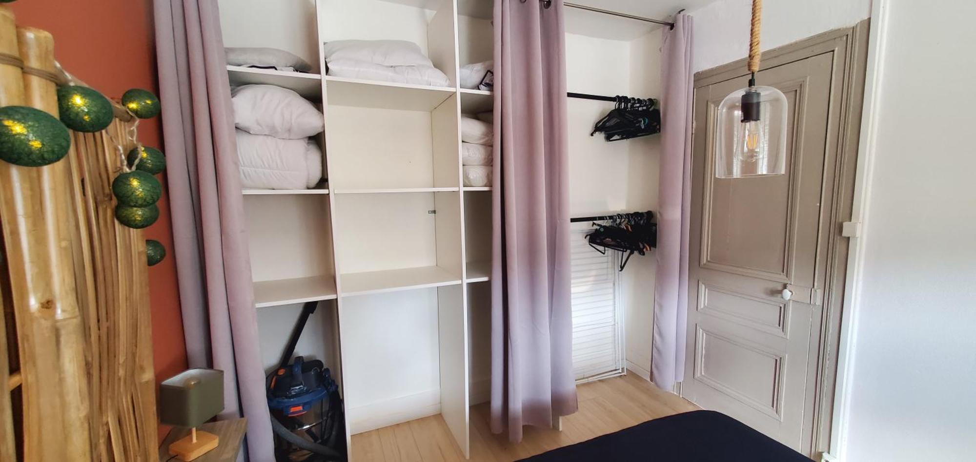 Apartment Le Chateau D'eau - Quartier Calme - Proche Commerce - - - Eurotunnel - Ferry Calais